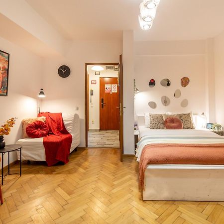 2Br Apartment At Piata Natiunilor Unite: Perfect For City Center Stays Bucarest Extérieur photo