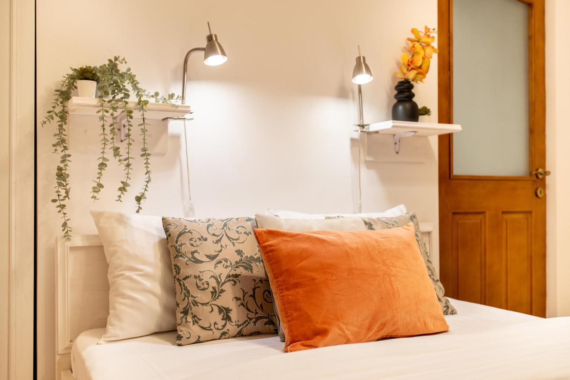 2Br Apartment At Piata Natiunilor Unite: Perfect For City Center Stays Bucarest Extérieur photo