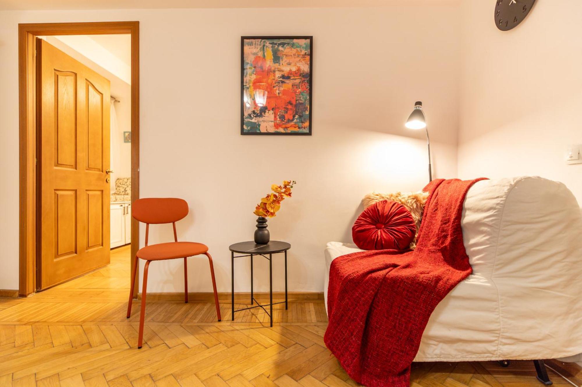 2Br Apartment At Piata Natiunilor Unite: Perfect For City Center Stays Bucarest Extérieur photo
